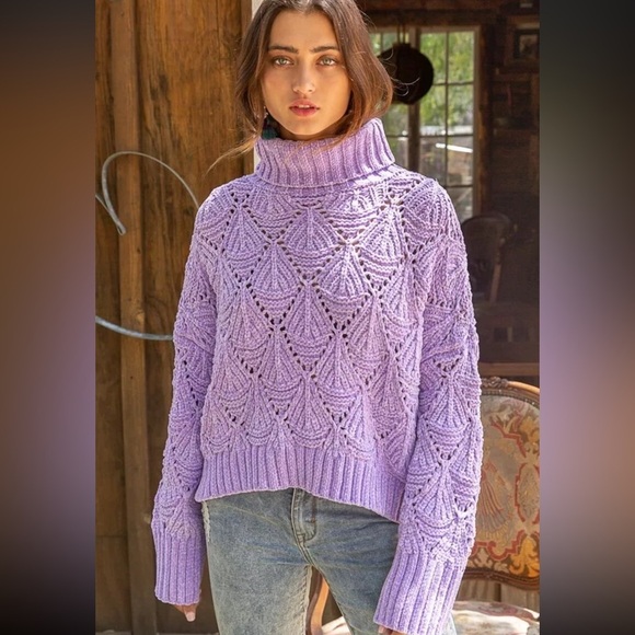 LUX By POL Sweater - Picture 5 of 9